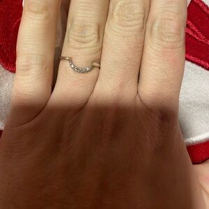 Elegant Silver Curve Ring